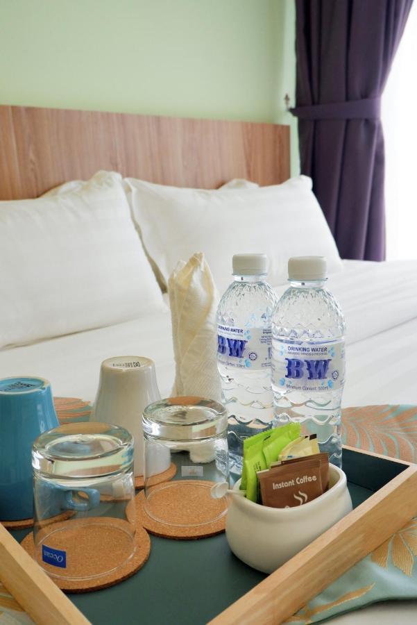 Flypod Hotel 3*