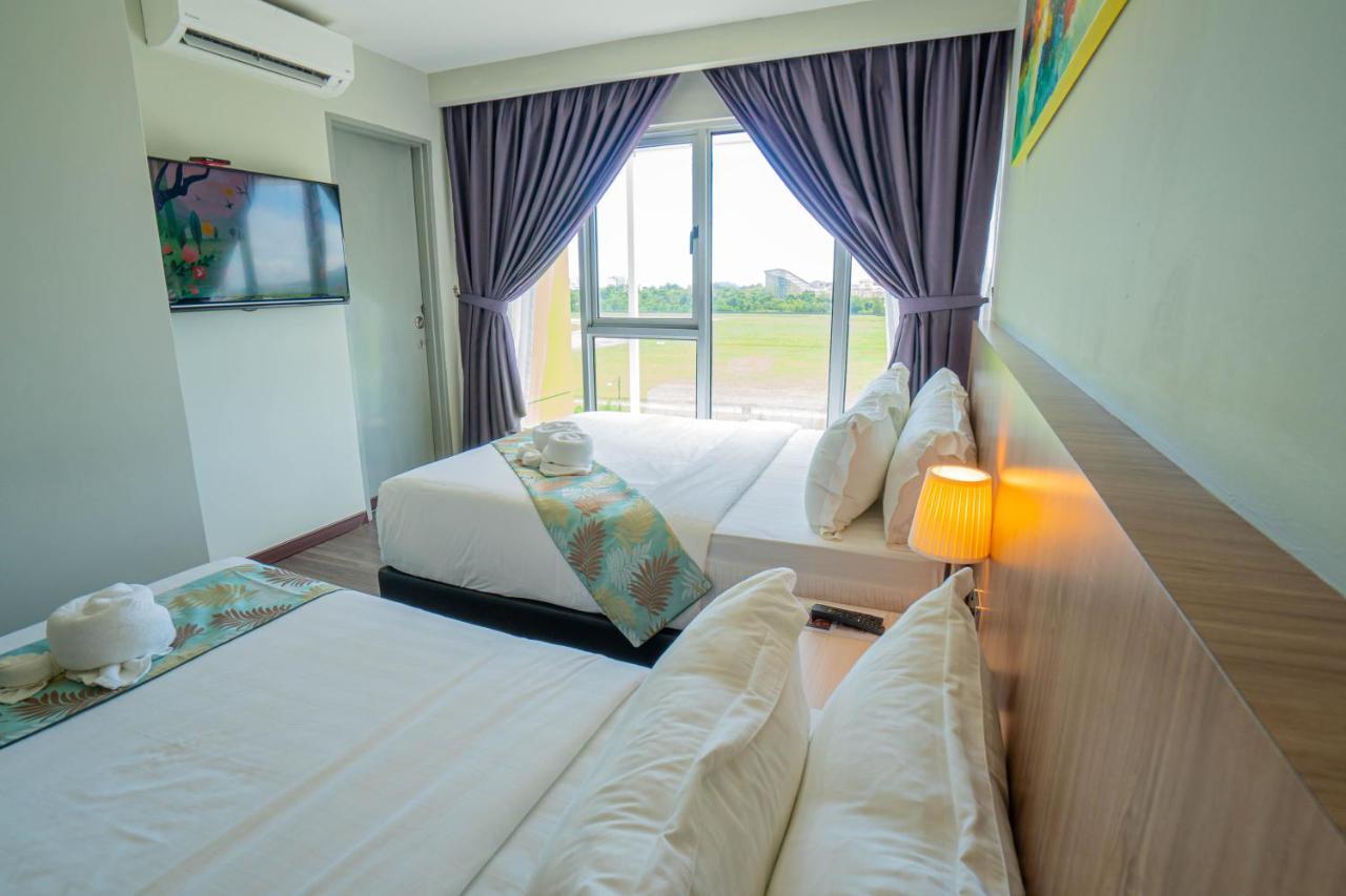 Flypod Hotel