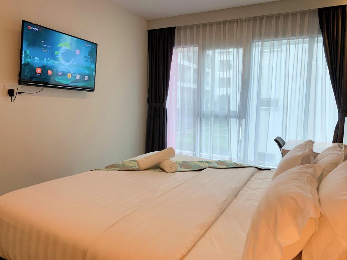 Flypod Hotel 3*