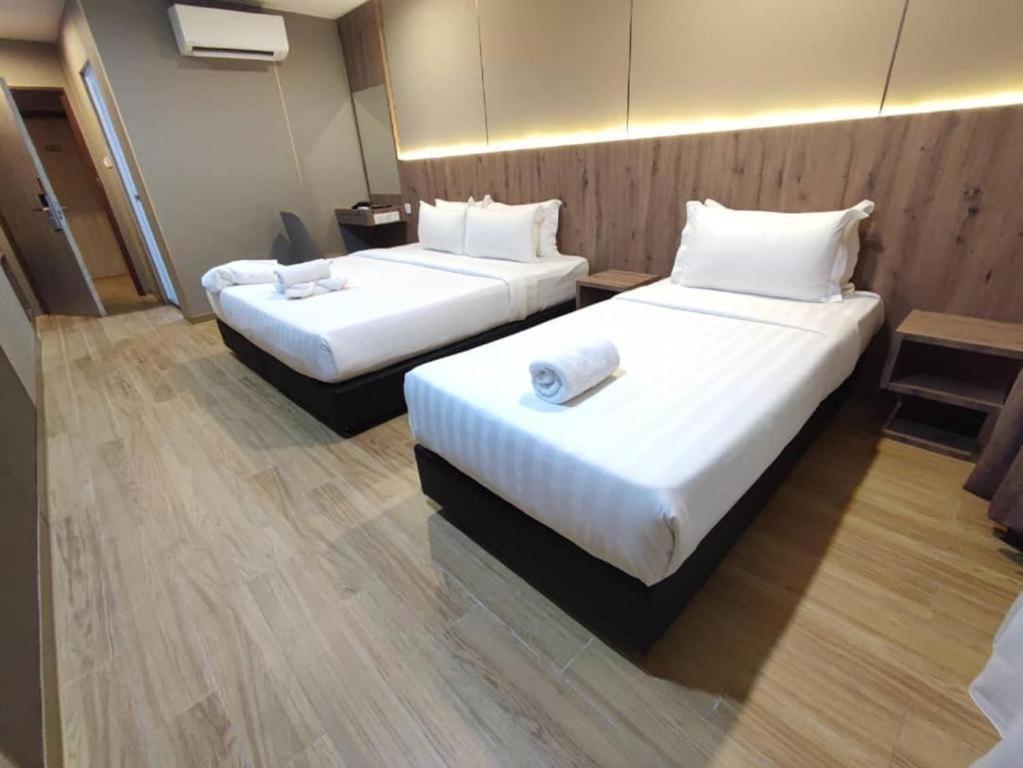 Flypod Hotel