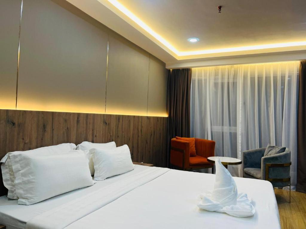 Hotel Flypod 3*
